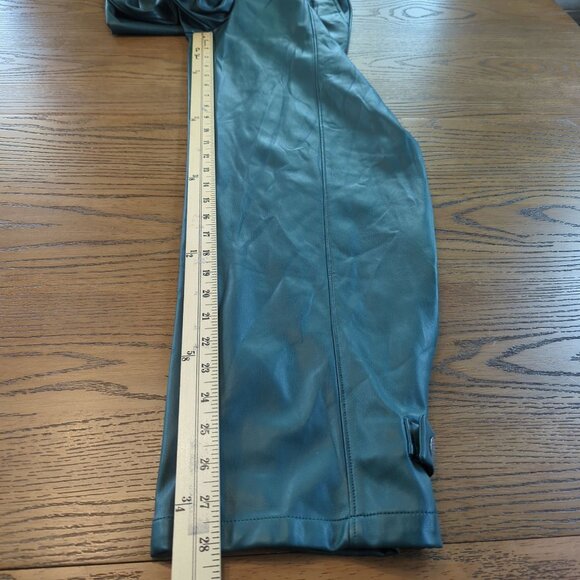 Ryegrass Faux Leather Green Pants Size Medium Elastic Waist Tapered Leg - Picture 15 of 16